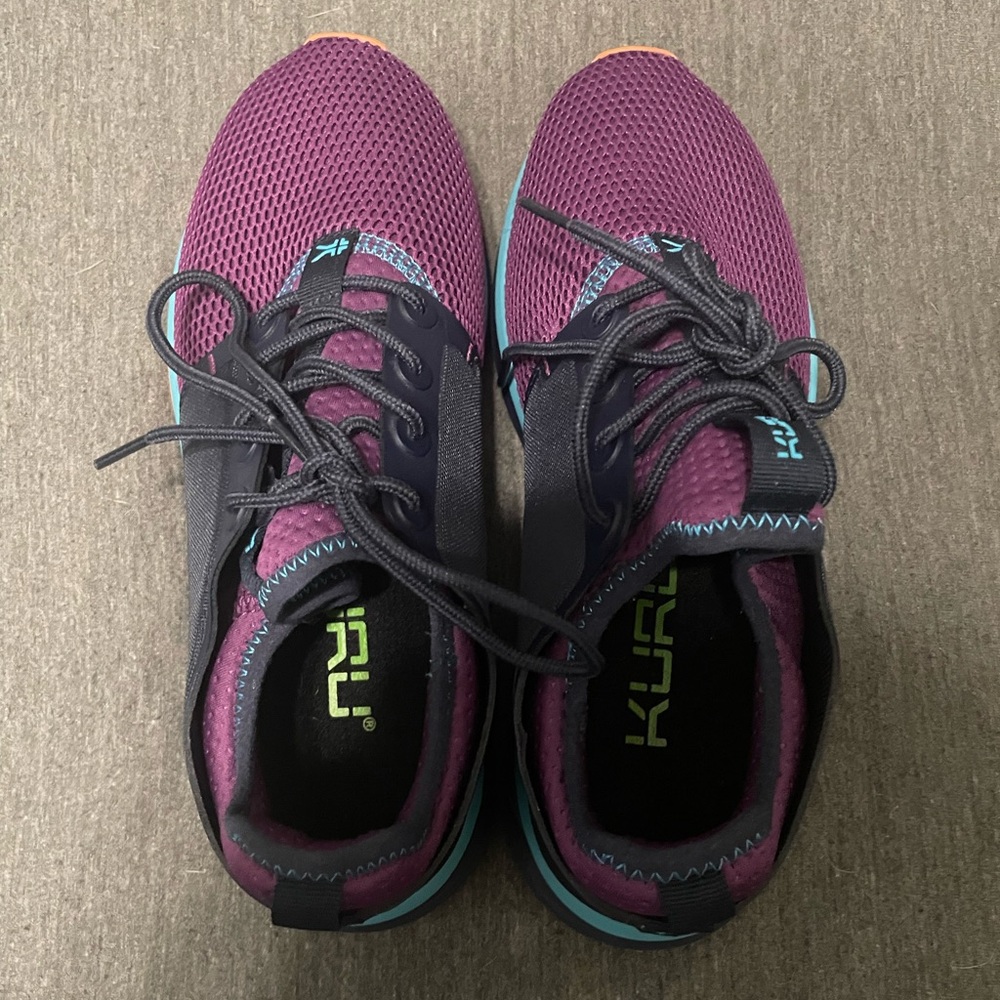 GREAT CONDITION! Kuru Atom Wide purple sneakers.